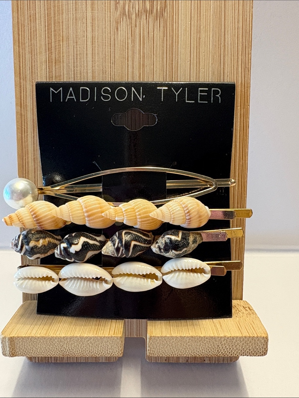 Madison Tyler Shell & Pearl Hair Clip Set — Beige, Black & White, Gold